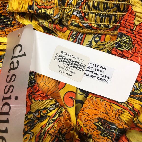 Classique NWT keyhole halter top small - Picture 4 of 6